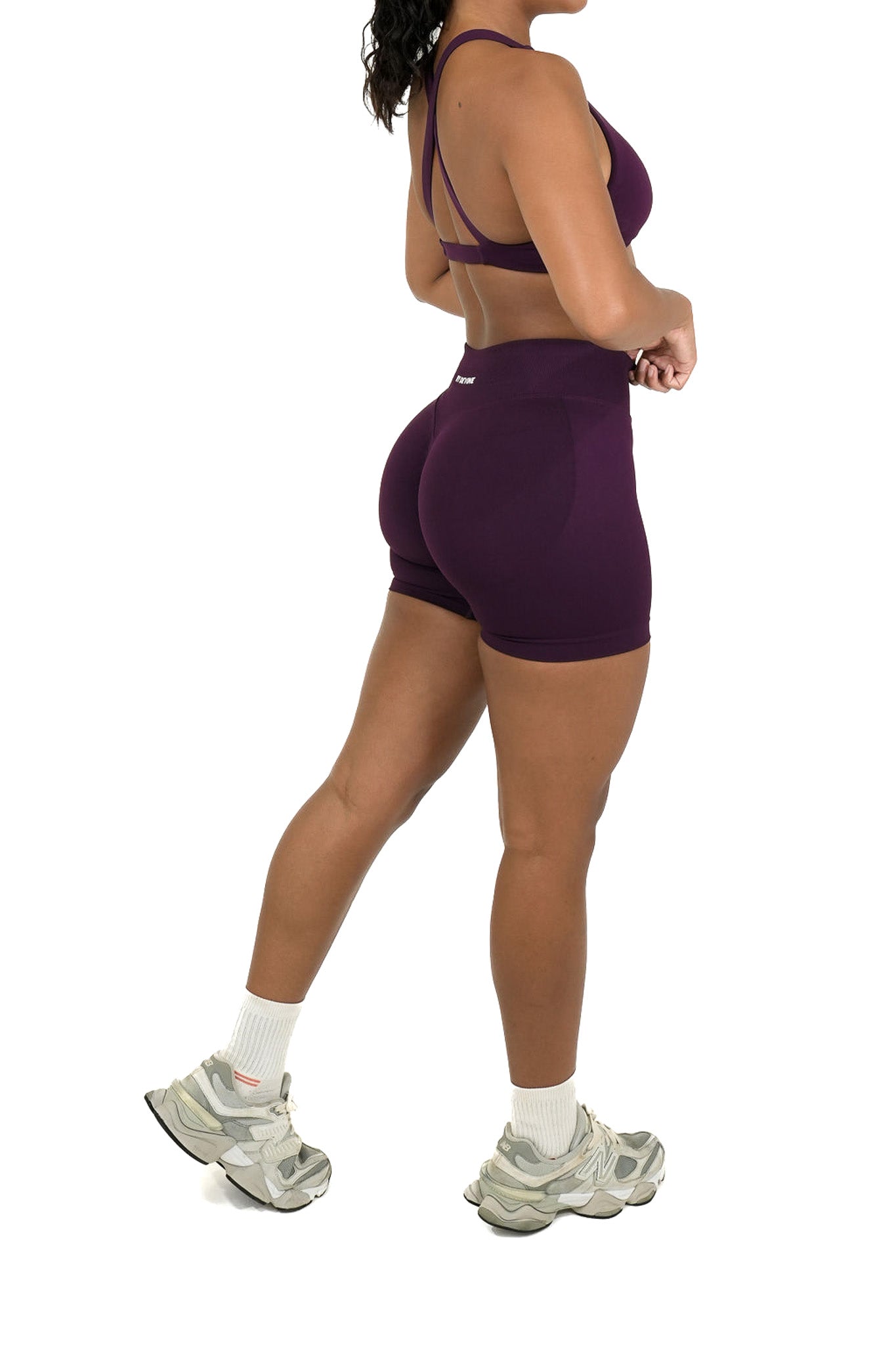 Evolve Seamless Scrunch Shorts - Purple