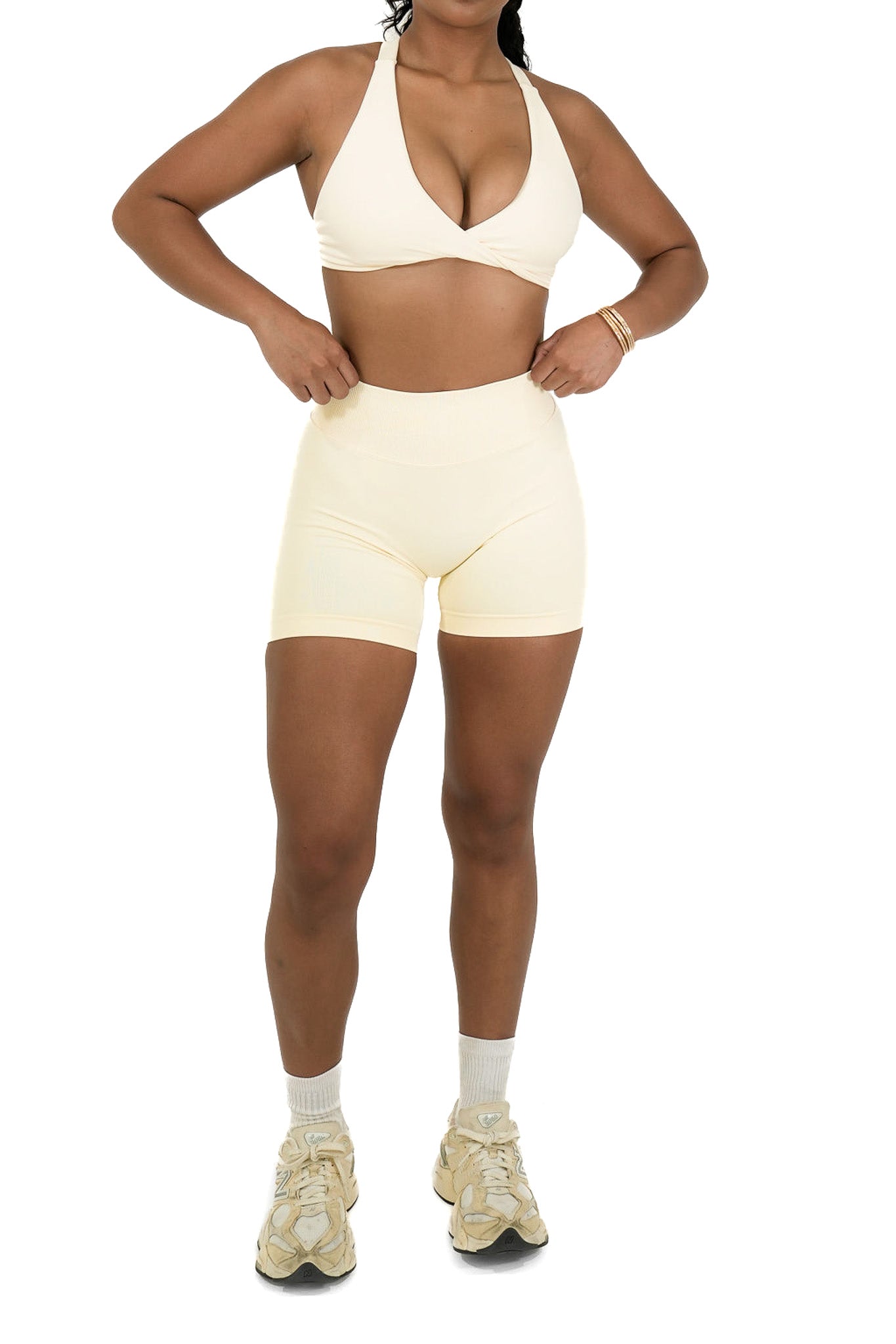 Evolve Seamless Scrunch Shorts - Buttercream