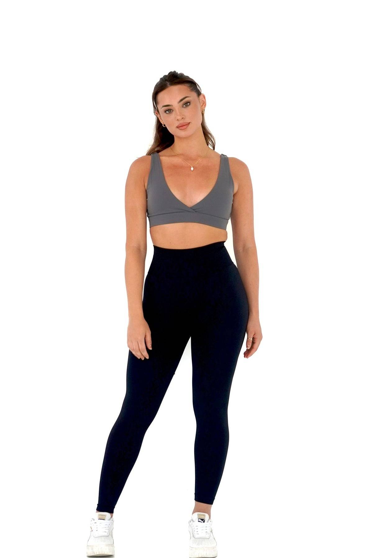 Seamless Sculpt Leggings - Ebony Black - by devine co